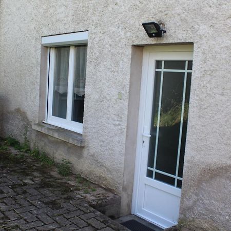 La Maison D'Odile Beaujeu-Saint-Vallier-et-Pierrejux Exterior photo